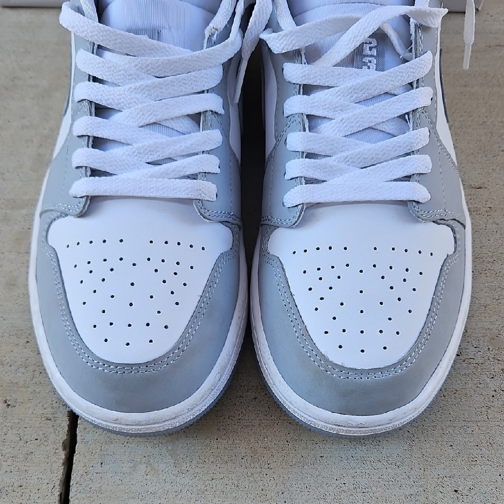 Air Jordan 1 Low Sneakers - Picture 5 of 15